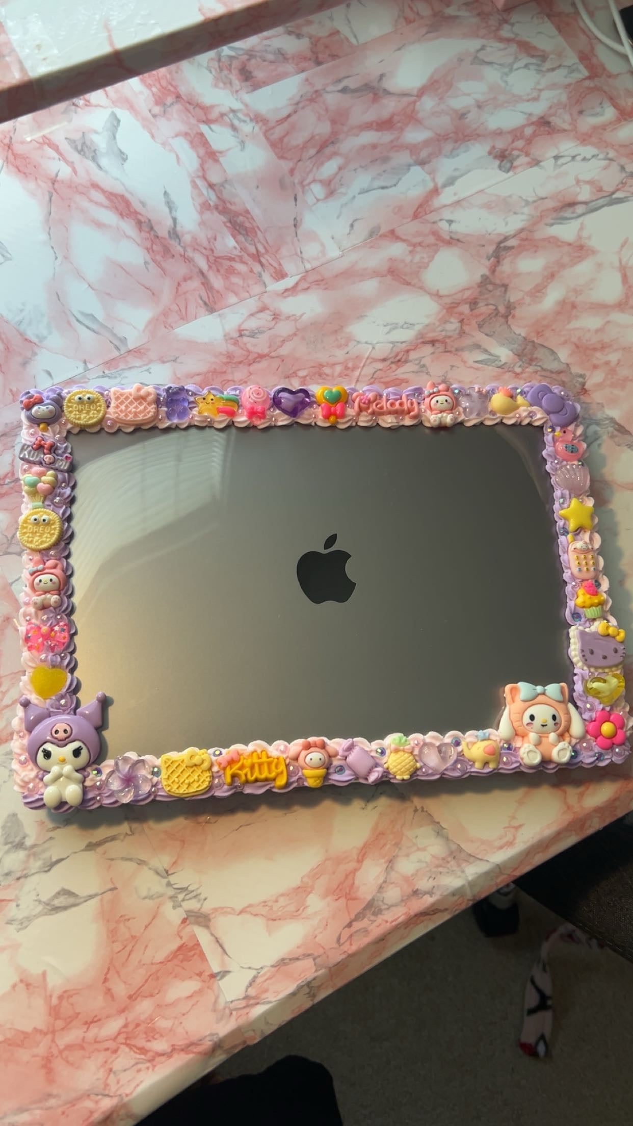 Decoden Macbook Case