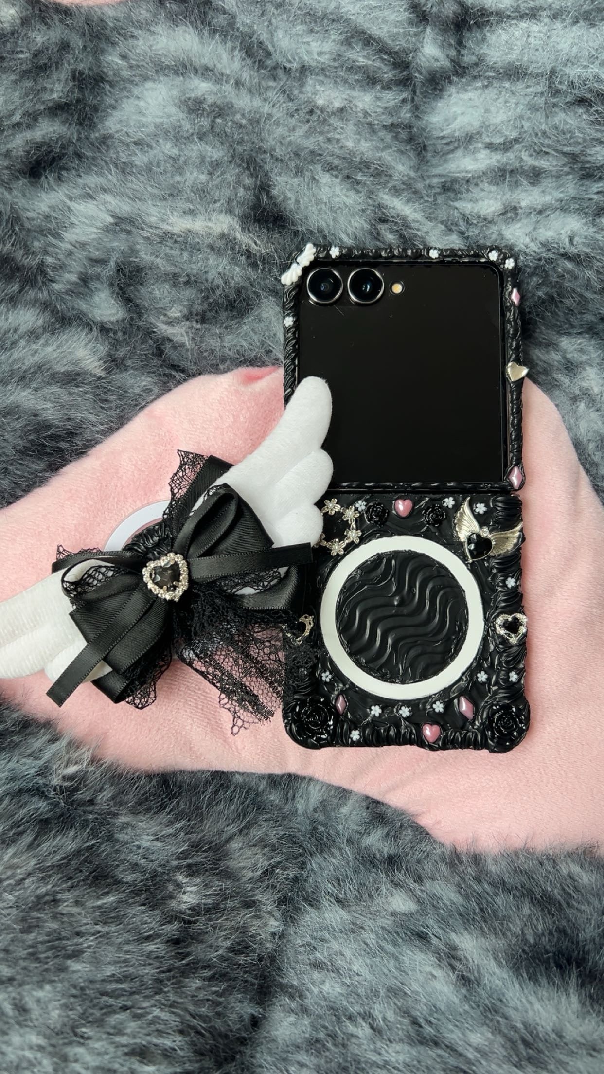 Lily's Midnight Angel MagSafe Decoden Case 🖤🪽