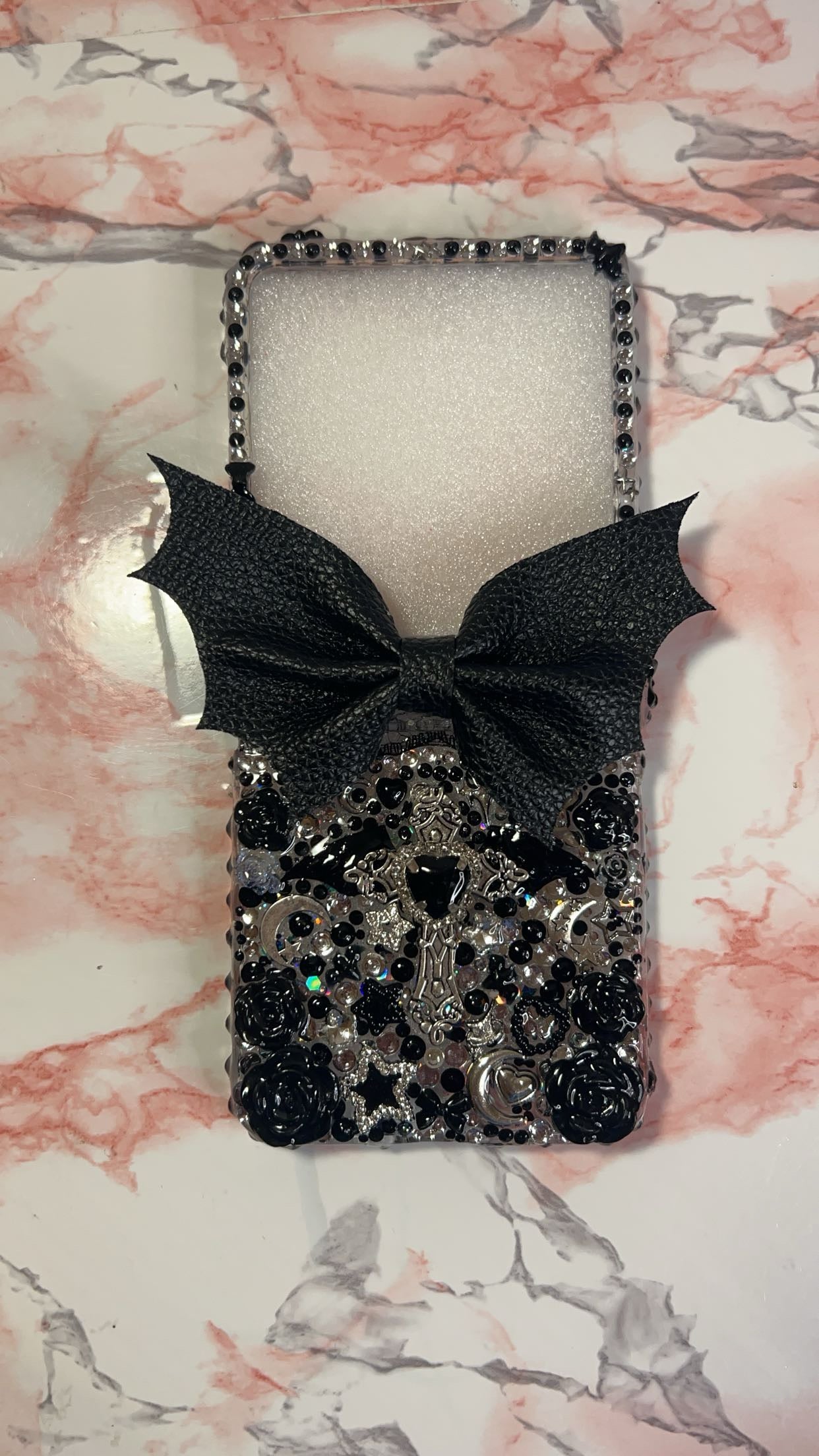 Lily's Bat Bow Case 🦇🎀| All Models Available