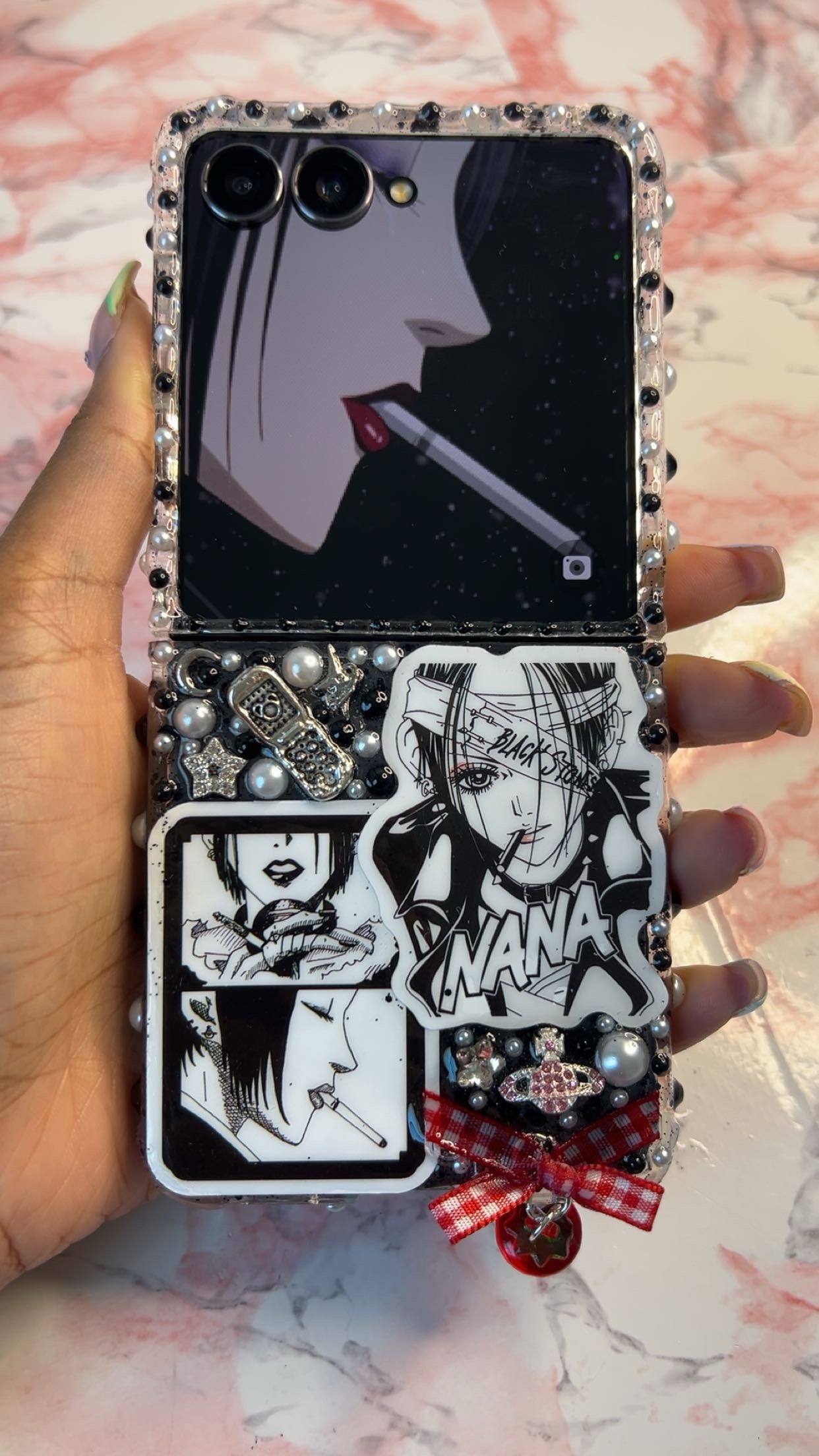 Lily's Nana Strawberry Junk Case 🍓🖤